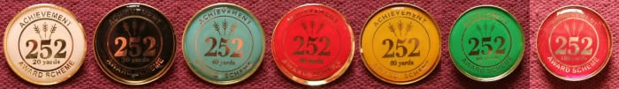 252 round badges